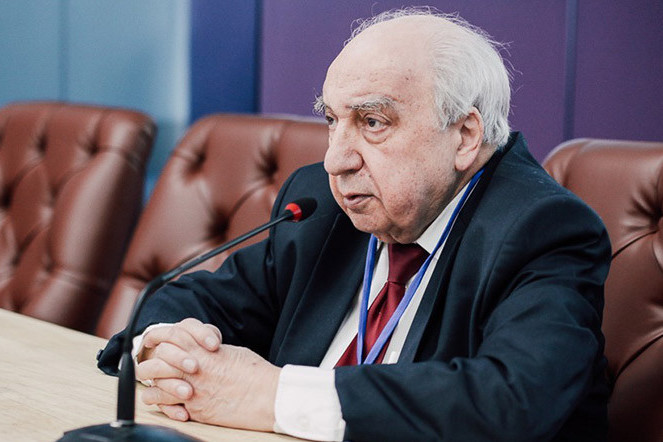За вклад в развитие науки: президент РФ наградил академика Александра Чубарьяна орденом «За заслуги перед Отечеством» I степени