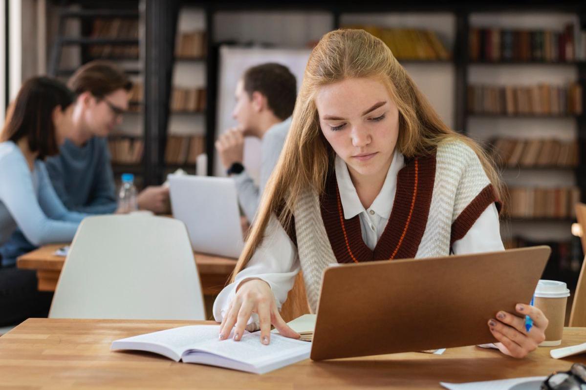 Доказано, что образование продлевает жизнь человека вне зависимости от возраста, пола, места проживания и социально-демографических условий