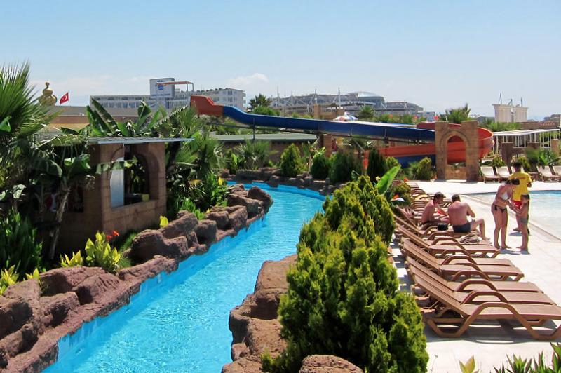 Турция с апреля обяжет туристов платить налог на проживание в отелях