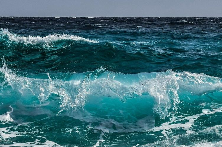 Неисчерпаемый источник топлива: водород научились получать из морской воды