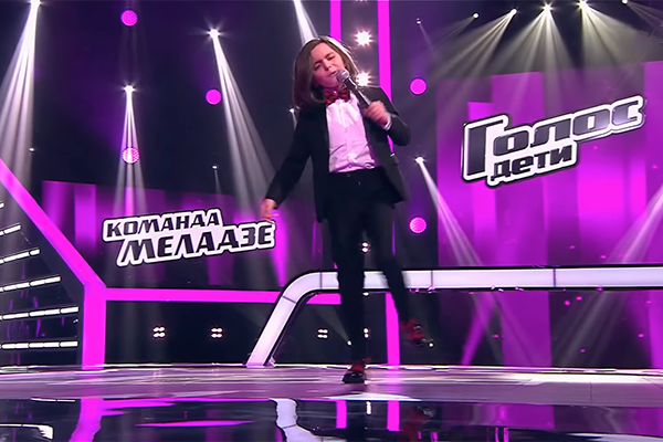 Миша Григорян, участник группы Валерия Меладзе, прошел в финал телепроекта «Голос. Дети»
