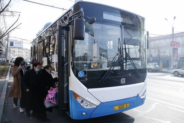 Мэрия Еревана закупит 100 новых автобусов и 15 троллейбусов