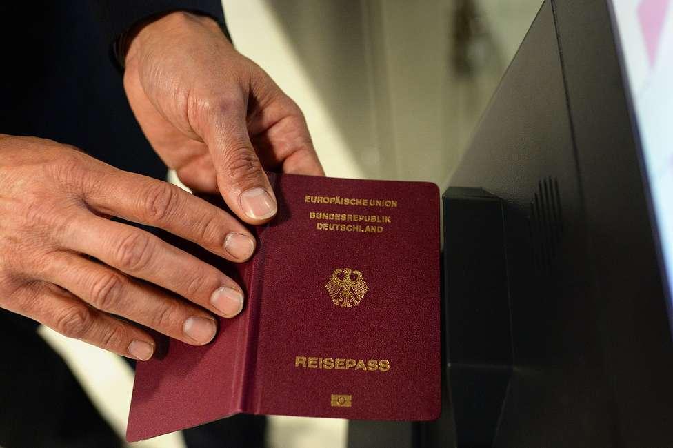 Опубликован рейтинг стран с самыми «мощными» паспортами: сколько стран граждане Армении могут посетить в безвизовом режиме