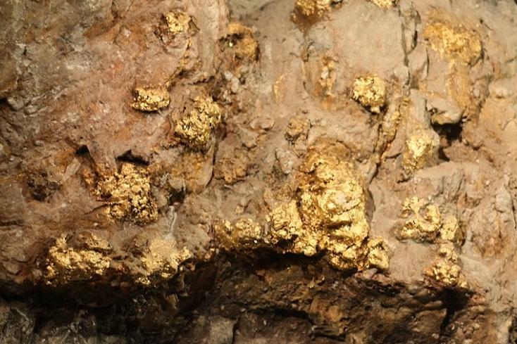 Астрофизики выдвинули новую теорию происхождения золота на Земле