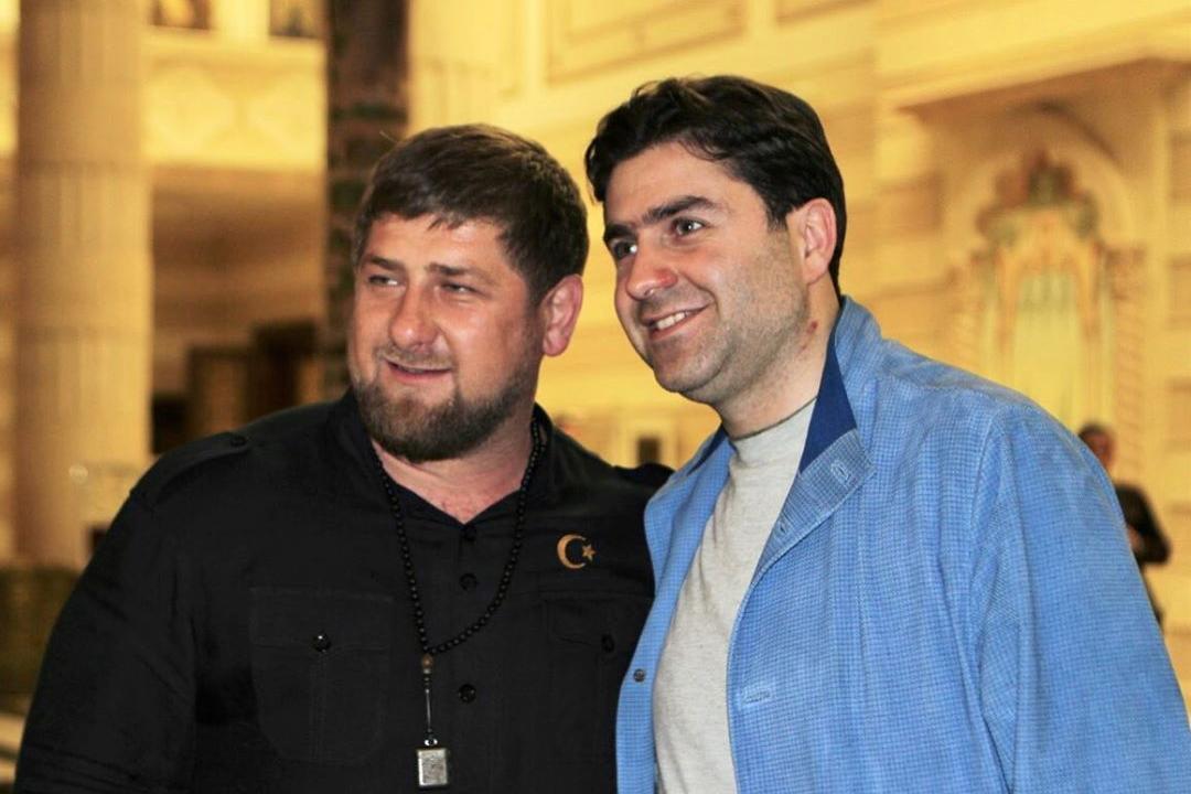 Рамзан Кадыров поздравил Артура Джанибекяна с днем рождения
