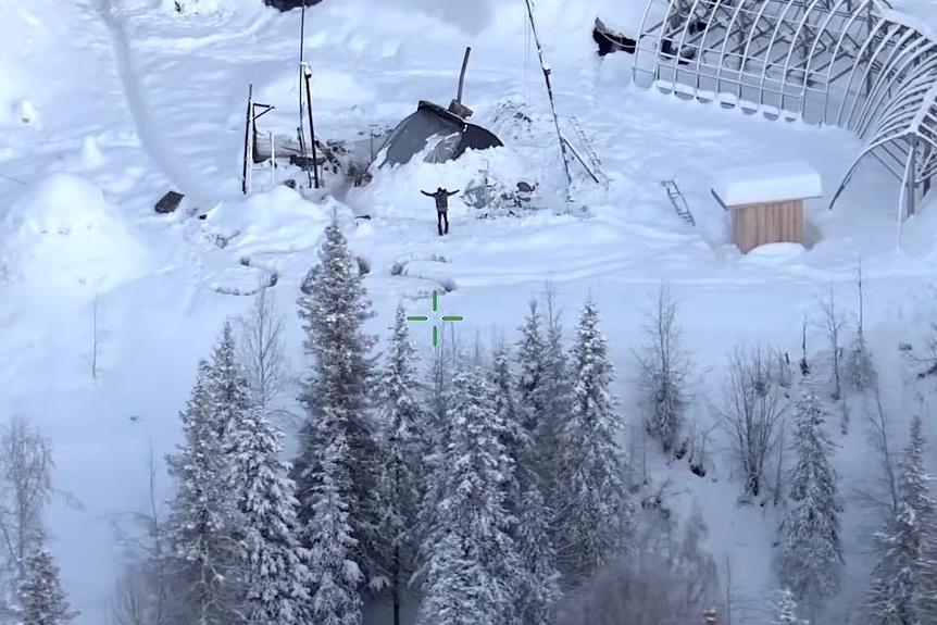 На Аляске спасли мужчину, прожившего на морозе 22 дня