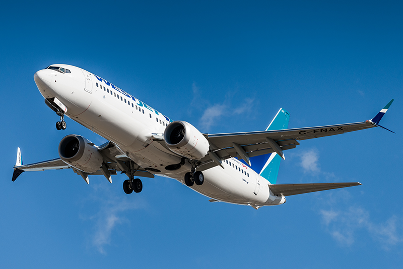В самолетах 737NG и 737 Max компании Boeing обнаружены бракованные детали 