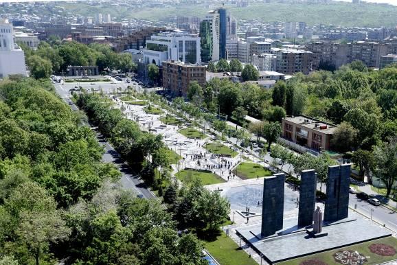 В каких парках предпочитают отдыхать ереванцы: социальный опрос 