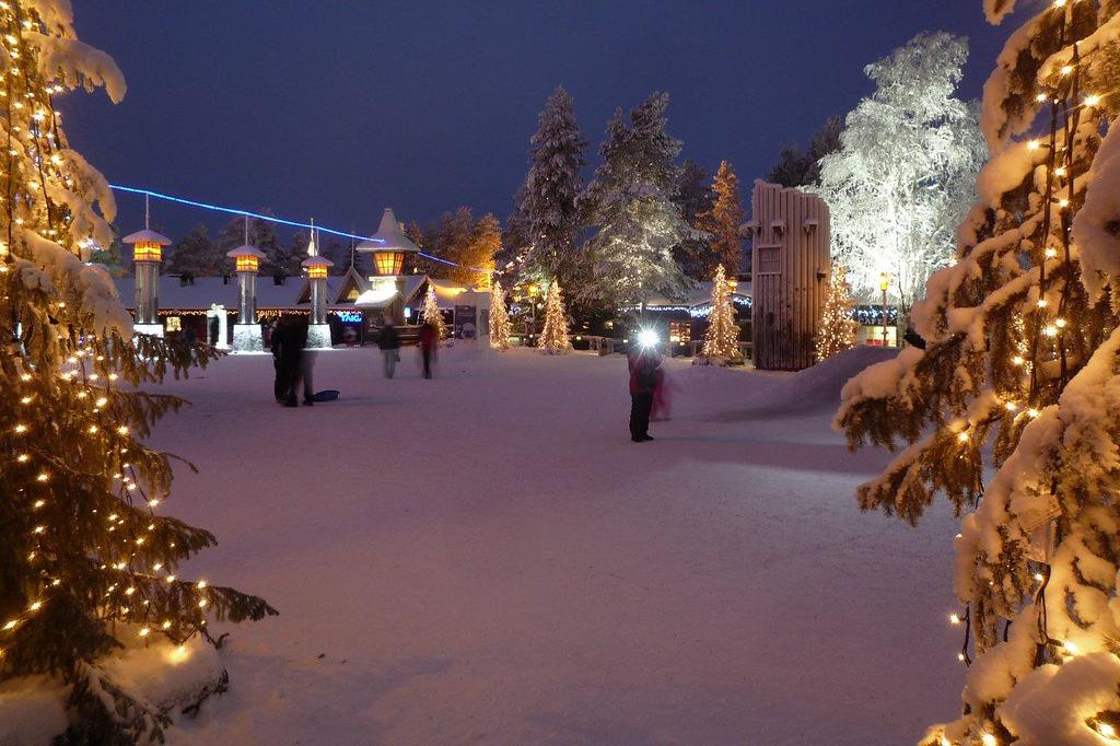 Снег круглый год: в Финляндии построят «Республику Санта-Клауса»