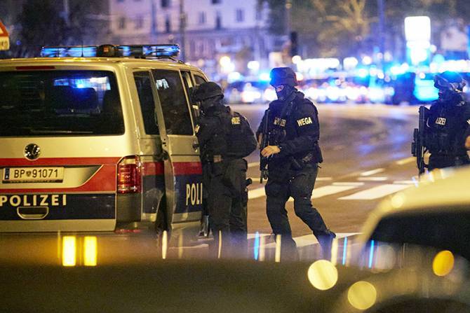 Ликвидированный в Вене террорист был сторонником «Исламского государства»
