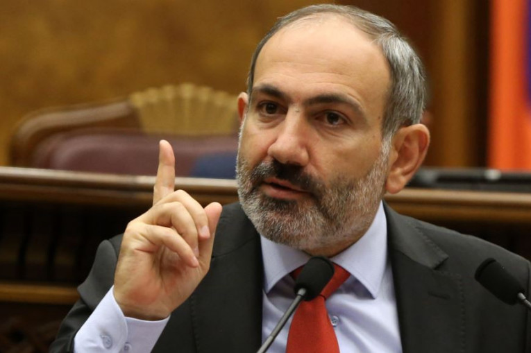 Ընտրությունը հետևյալն է՝ երկրում հոսանք լինելո՞ւ է, թե՝ ոչ․ Փաշինյանը՝ կոմունալները չվճարելու հետևանքների մասին