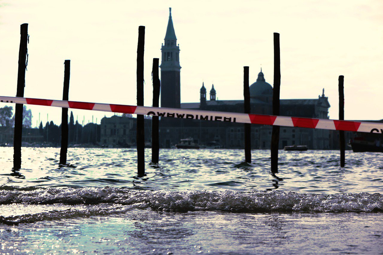 Венеция в опасности: построенный на воде город оказался не готов к текущим климатическим изменениям