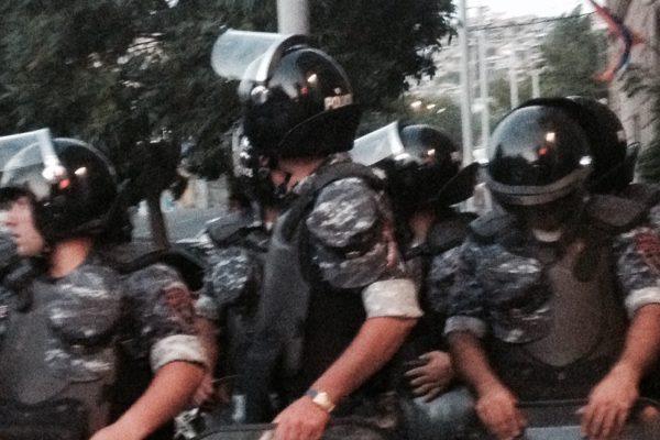 Ситуация на перекрестке Тигран Мец- Глинка 