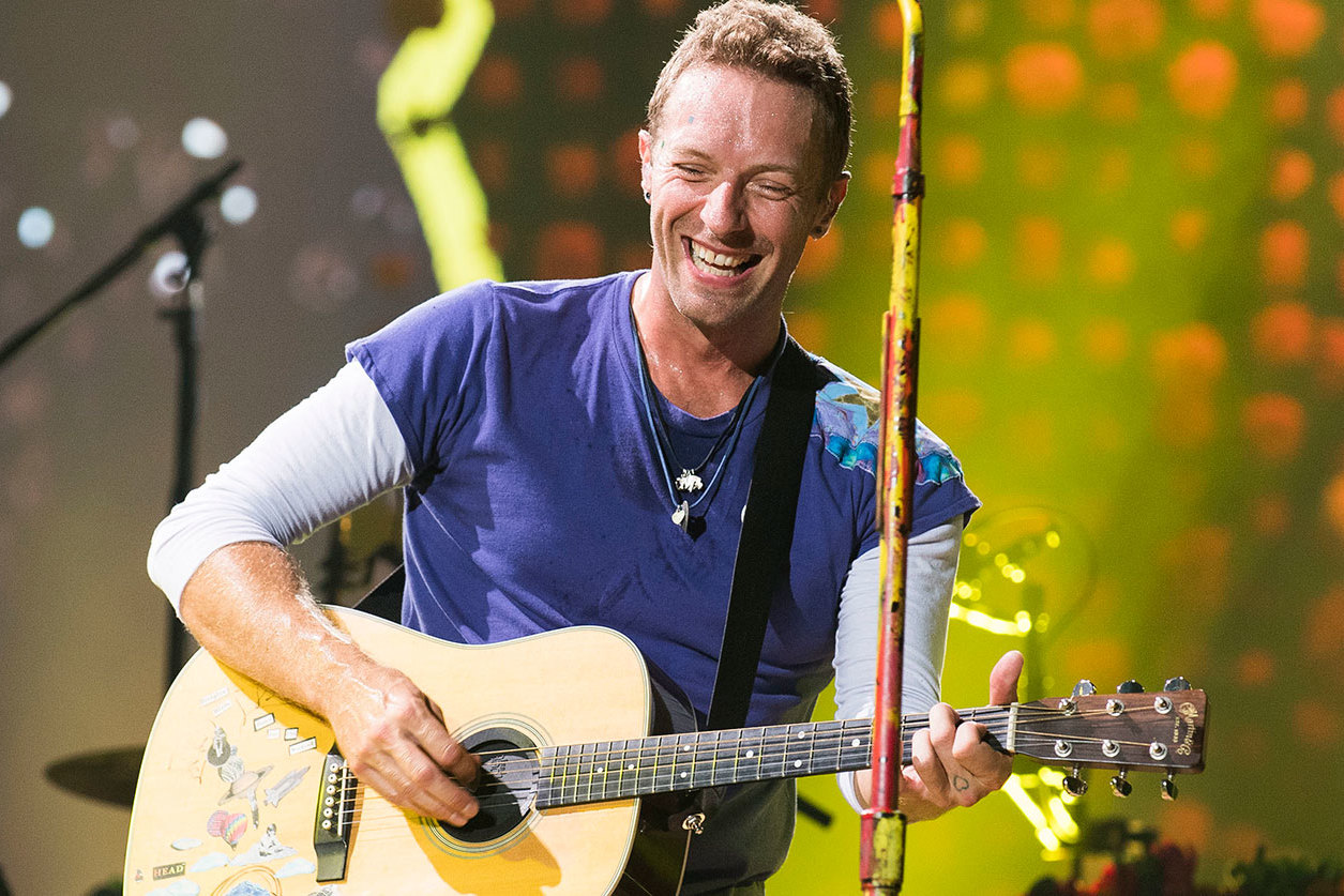 Группа Coldplay анонсировала новый альбом «Moon Music»