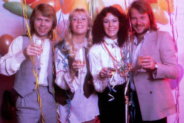 История одного шедевра: Happy New Year легендарной группы ABBA – песня для нереализованного проекта, ставшая международным хитом