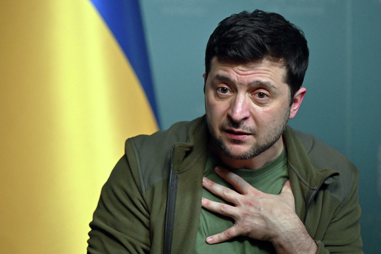 Зеленский заявил о готовности искать компромисс с РФ по Донбассу