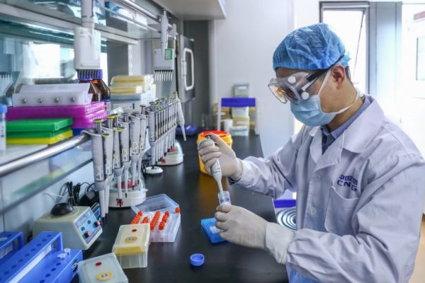 Вакцина китайской компании Sinopharm станет доступна на рынке в декабре за $150