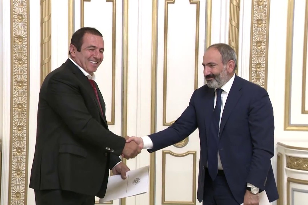 Пашинян проведёт встречу и с Царукяном