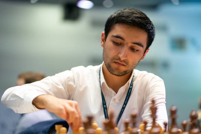 На Мемориальном турнире Карена Асряна лидируют 6 шахматистов, пятеро из которых – представители Армении 