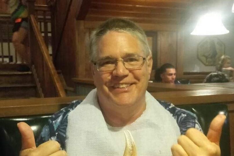 Зараженный коронавирусом медработник оставил трогательное послание и впал в кому