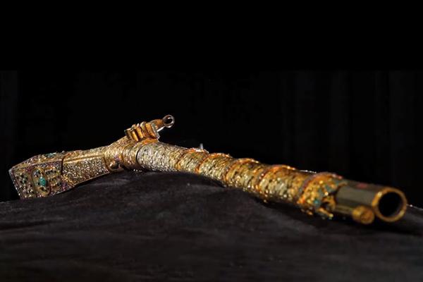 Ювелирное искусство армян: драгоценное ружье султана Махмуда I, изготовленное армянским мастером