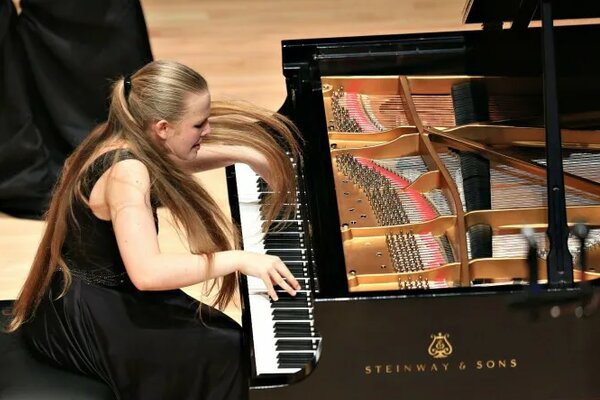 Представляющая Россию и Армению пианистка Ева Геворгян не вошла в число лауреатов конкурса имени Шопена