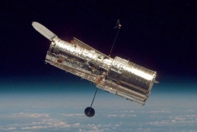 В работе космического телескопа Hubble возникли серьезные проблемы