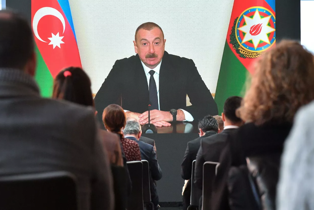 Алиев заявил, что в Карабахе не применяли 