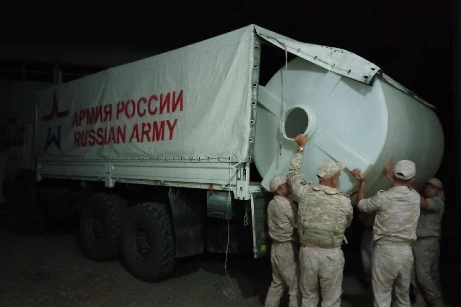 Российские миротворцы обеспечат водой более 300 семей в отдаленных районах Карабаха
