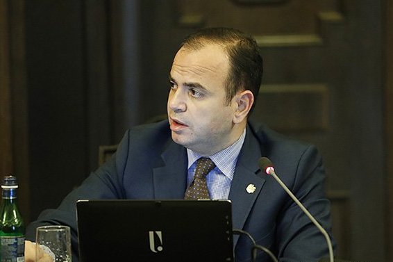 После взрыва в Бейруте в Армению прибыло более 800 ливанских армян