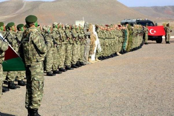 Турецкие инструкторы подготовили азербайджанских снайперов