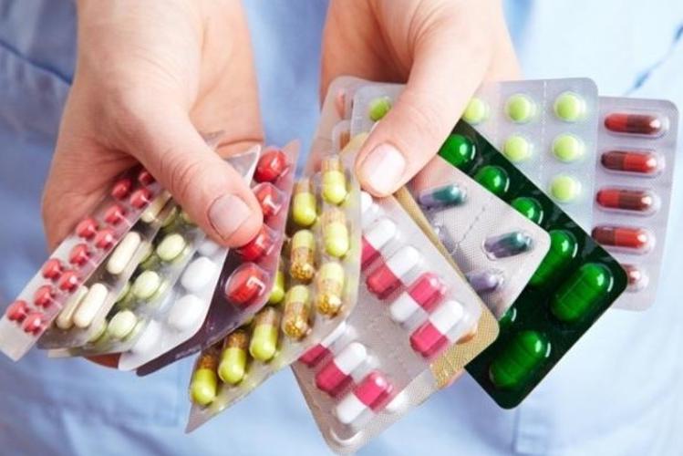 Государство обеспечит бесплатными лекарствами необеспеченных граждан