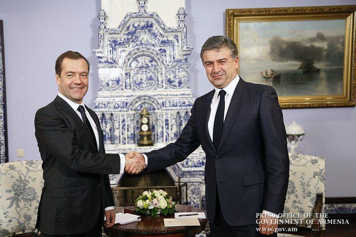 Премьер-министр Армении Карен Карапетян отправится в Москву
