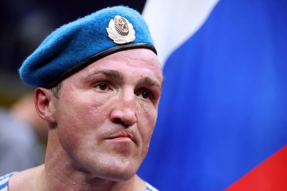 Российский боксер отказался от боя с армянским чемпионом WBA, выступающим за Францию