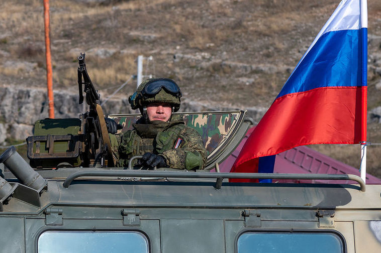 ЕС призвал Россию отвести войска от границы с Украиной