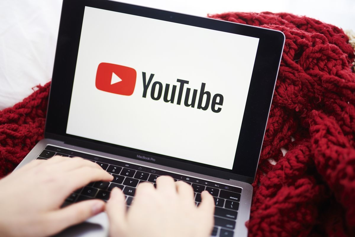 Впредь YouTube будет банить за оскорбительные комментарии