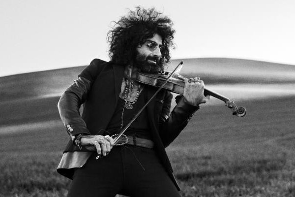 Всемирно известный скрипач Ара Маликян представил фрагмент произведения из своего нового альбома «Арцах»