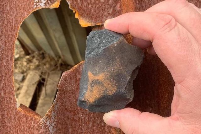 «Подарки» из космоса: упавший на жилой дом в Коста-Рике метеорит оказался полон сюрпризов