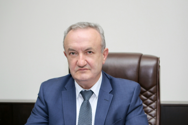 «Վստա՛հ եղեք, ՀՀ կառավարությունը յուրաքանչյուրիդ կողքին է ու աջակիցը»․ Դումանյանը՝ Ուսուցչի օրվա առթիվ