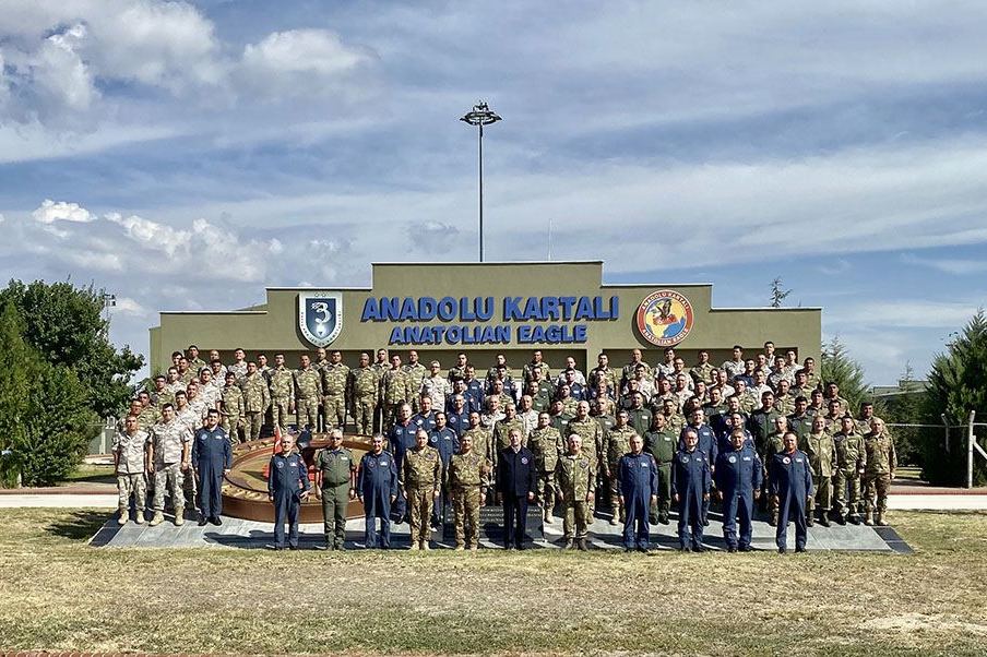 ВВС Турции и Азербайджана проводят совместные учения