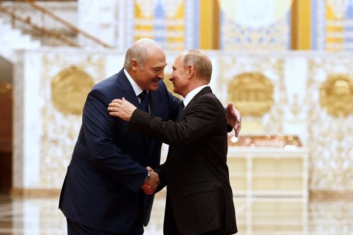 Путин сообщил о создании резерва из силовиков для помощи Белоруссии