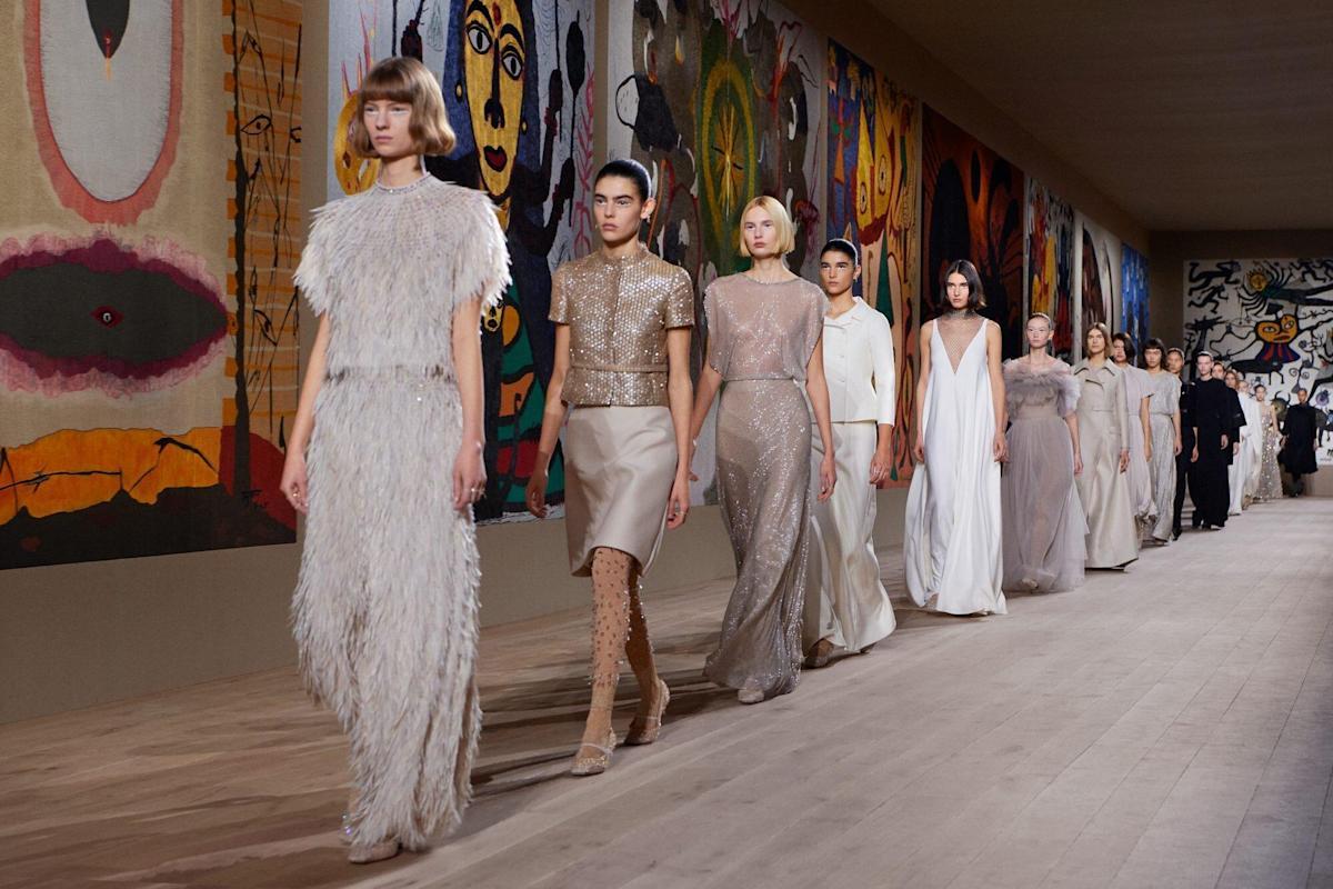 На модной выставке в Афинах впервые представлены 12 армянских брендов 