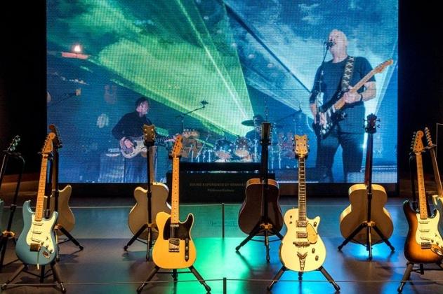 Гитары лидера Pink Floyd Дэвида Гилмора проданы на аукционе Christie’s за рекордную сумму