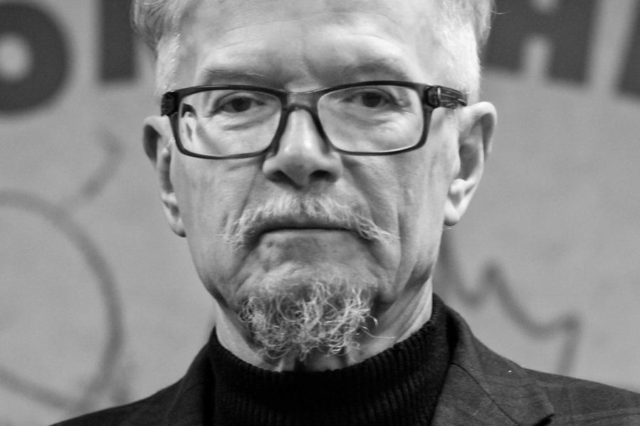 Скончался эпатажный писатель и политик Эдуард Лимонов