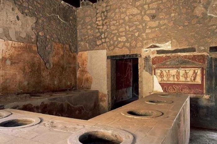 Археологи в Помпеях обнаружили удивительно хорошо сохранившуюся фреску