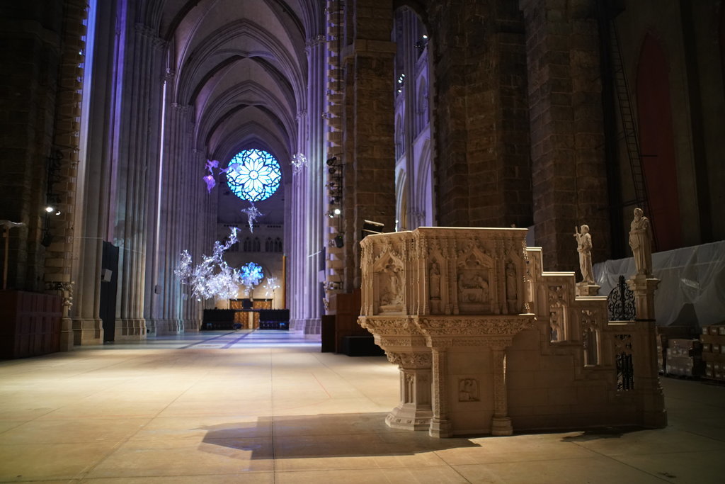 Крупнейший готический собор мира – кафедральный собор Иоанна Богослова в Нью-Йорке, превратят в госпиталь: NYT
