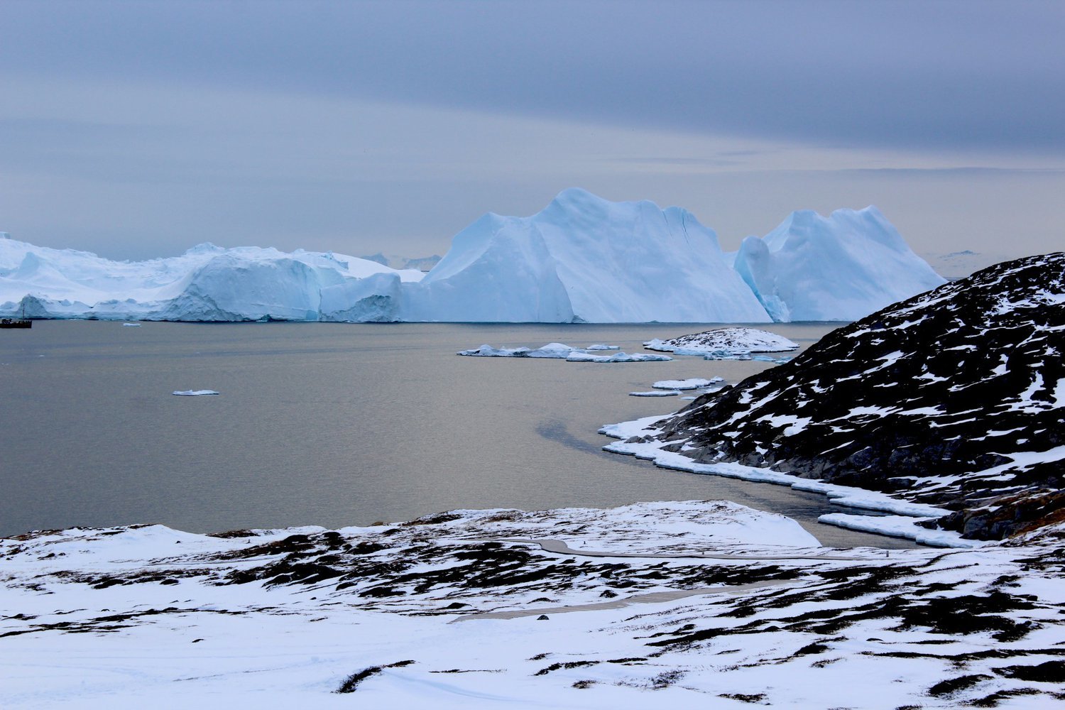 Прошел точку невозврата: ледники Гренландии продолжат исчезать, даже если прекратится глобальное потепление