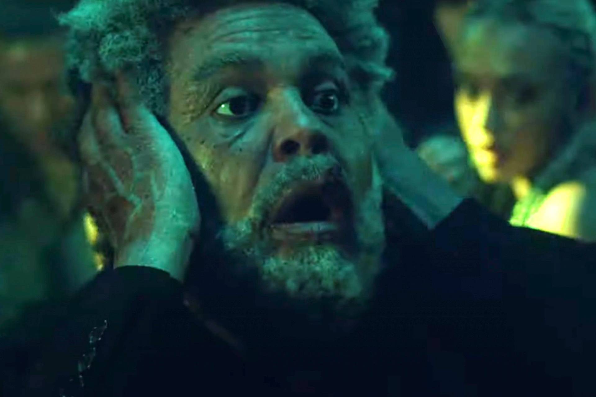 «Gasoline»: The Weeknd выпустил клип на трек из нового альбома «Dawn FM»