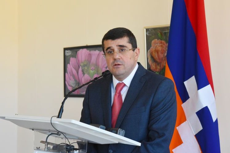 Արցախի ԱԺ 5 խմբակցություններից 3-ը պահանջում են նախագահ Արայիկ Հարությունյանի հրաժարականը 