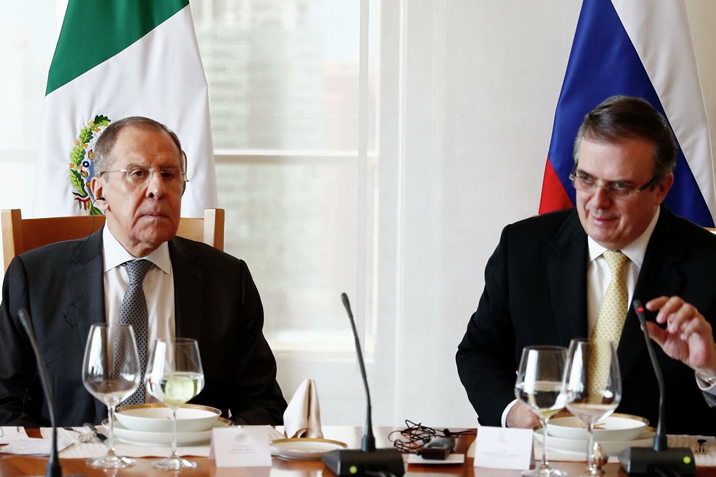 2000 мексиканцев протестируют на себе российскую вакцину от коронавируса